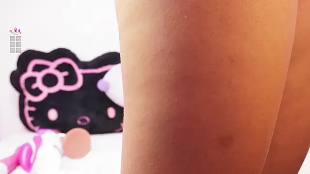 EloiseSweetxx webcam