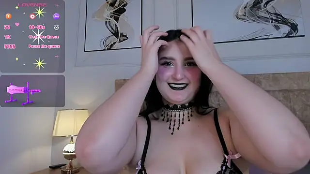 zoe_moon__ webcam