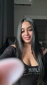 LilMisIndianx webcam