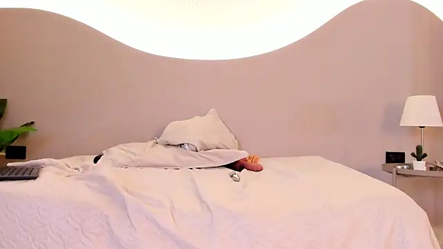 ainaah_ live sex cam