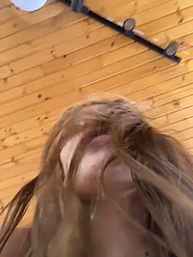 Isabella18_pink webcam