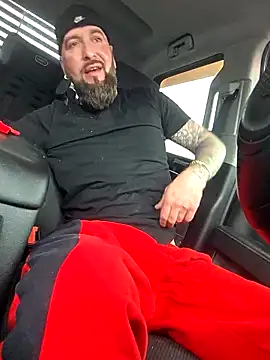 Beardedtattood webcam