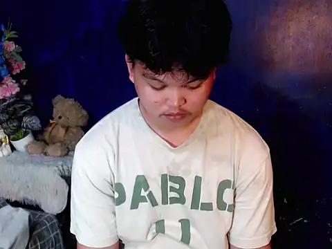 rain_cum (M twink) - REQUEST ANYTHING I WILL FOR MYGRADUATION