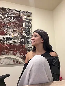 SERENA_JONESS webcam