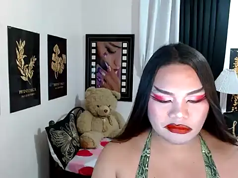 TSbrianaHugeCock webcam