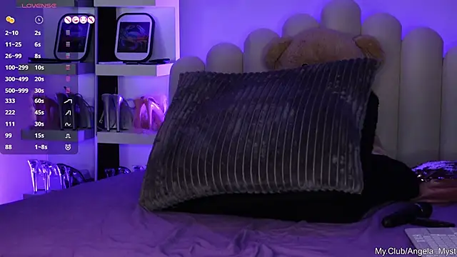 Angela_Myst webcam