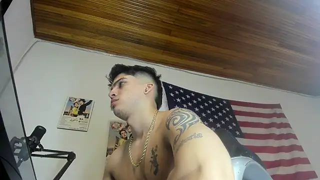 charlie_hotxxx webcam