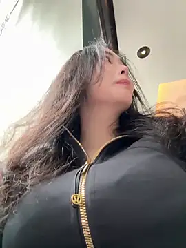 Webcam Model (ha888we)  is live.Free join now!