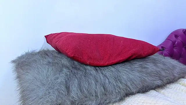 Julieta-Horny- webcam