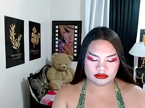 TSbrianaHugeCock webcam