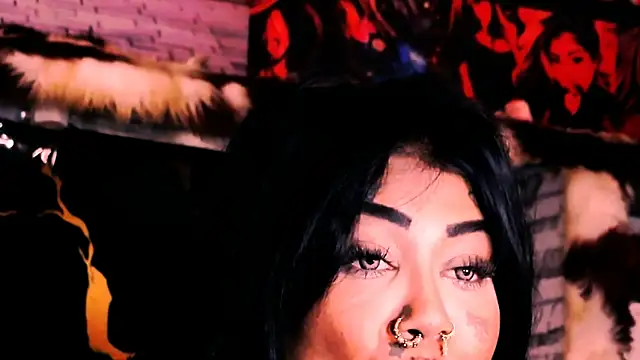 indian_dreamgirl webcam