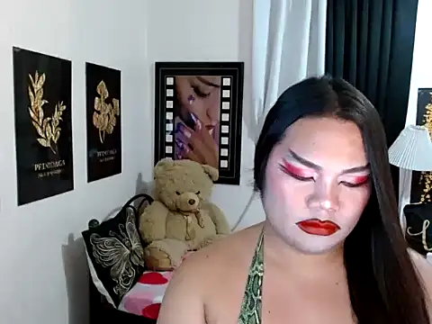 TSbrianaHugeCock webcam