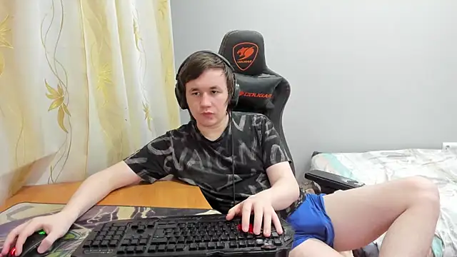 iliaskrislove live sex cam