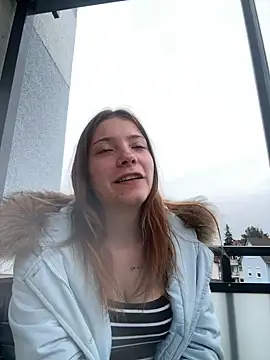 Webcam Model (SofieKayla)  is live.Free join now!