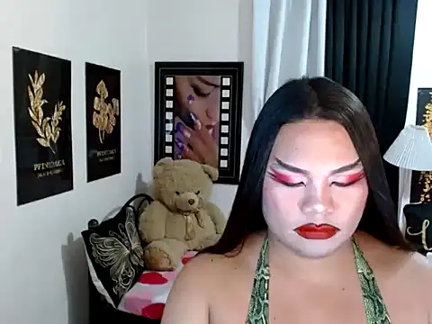 TSbrianaHugeCock webcam