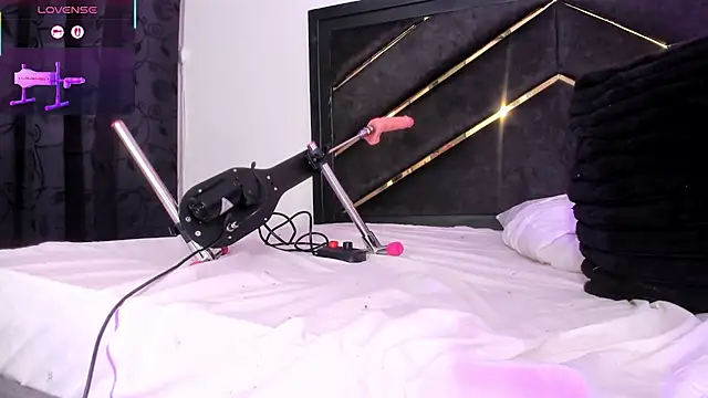 april_jones05 webcam