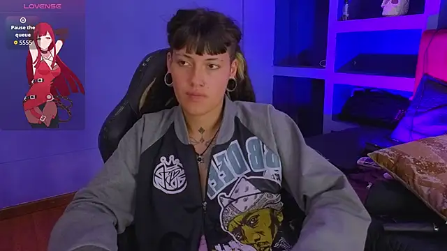 _sharlotte777 webcam