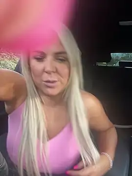 Bustyblondebabe3... Live Webcam on Stripchat