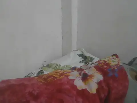 lovelypinay31xx webcam