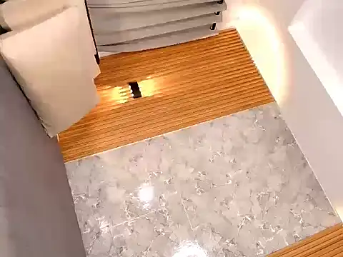 MiaFuckingWill webcam