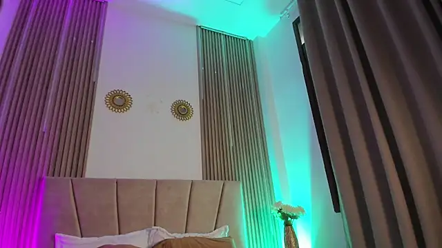 Victoria_Beaumont webcam