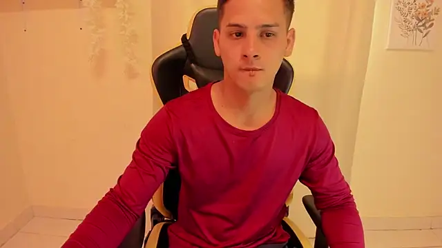 sexy_andres01 - Sexy_andres01's free webcam - UK Sex Cams