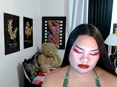 TSbrianaHugeCock webcam