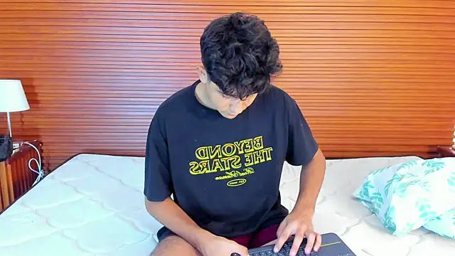 peakk_twiinns webcam