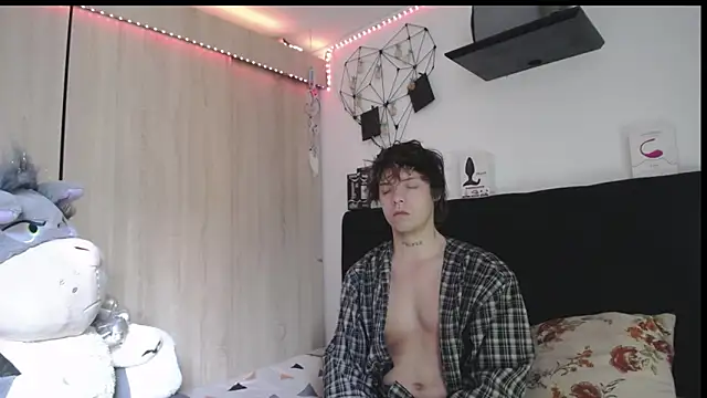 santiago_kiler (M young) - Play with my cock