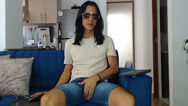 Ferotic_SexAddict webcam