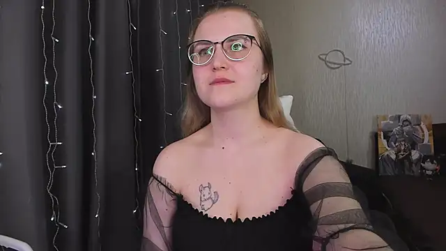 MissBrightShine webcam