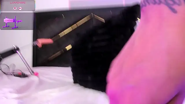 april_jones05 webcam