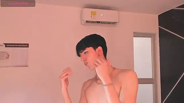 aerumchae (M twink) - cum show