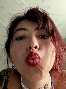 Lauri_Greeneyes1 webcam