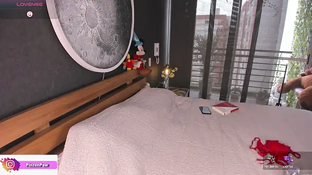 Sarajames live sex cam