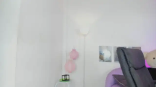 salma_isawwii webcam