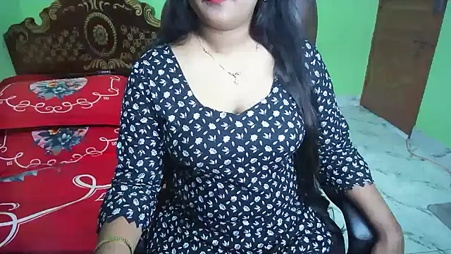 BengaliQueenStar webcam