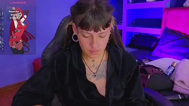 _sharlotte777 webcam