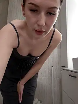 MelissaPinkiss Live Webcam on Stripchat