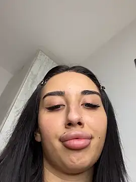 BlueEyes_BB - Live Cam