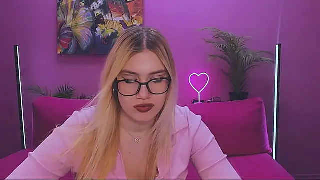 blonde_angell webcam
