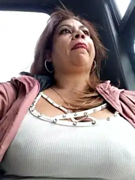 Laura-Hernandez - Stripchat Cam Model