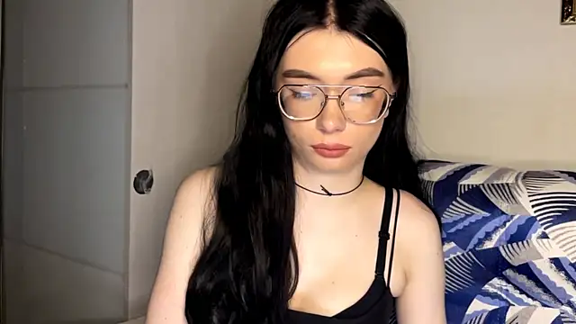 RenataBrought webcam