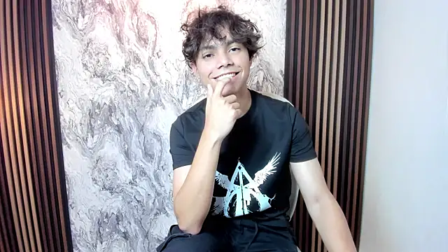 Honeymoon_sariel webcam