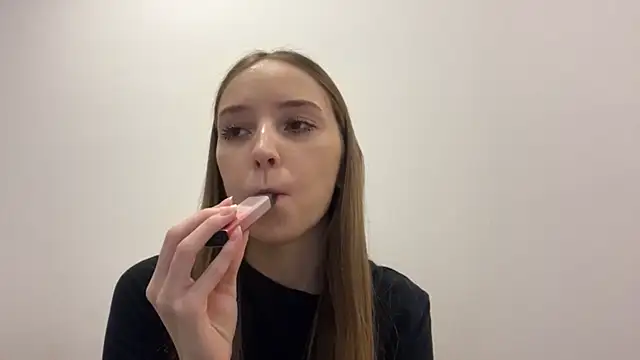 TanjaBrounson webcam