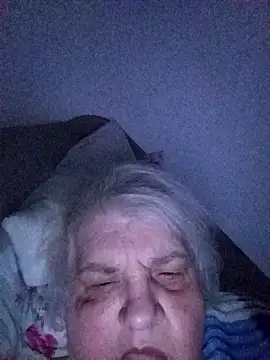 HapinessLovee webcam