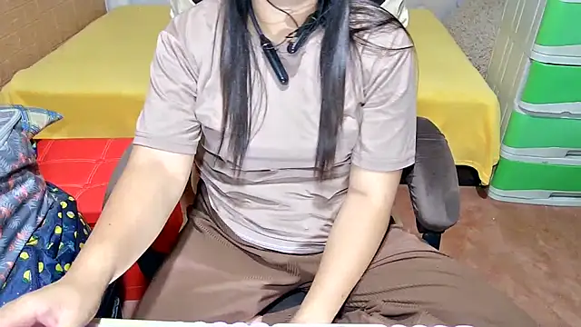 Filipina_Desire webcam