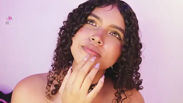 EloiseSweetxx webcam