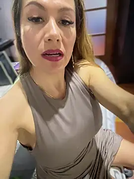 angelitasexy81's room