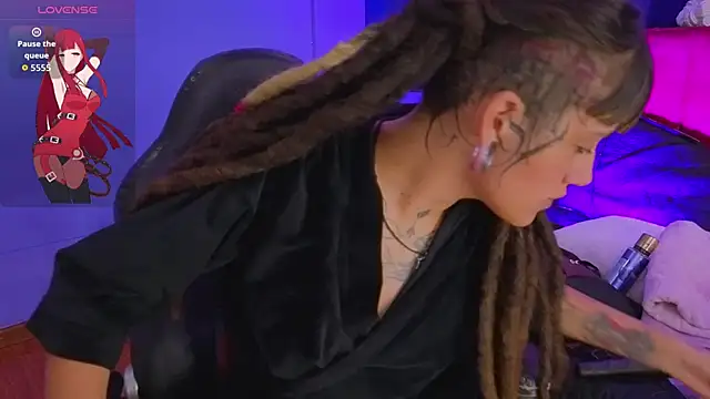 _sharlotte777 webcam